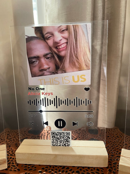 Custom Acrylic Music Plaque – Personalized Song & Photo Gift